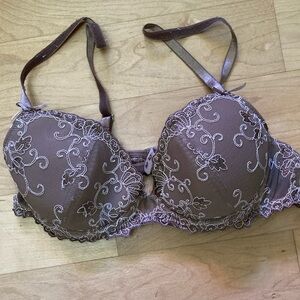 Ladies Victoria Secret Bra (36A)